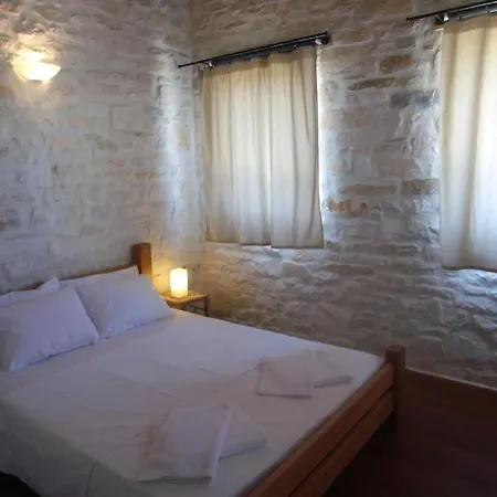 Mit Privatem Pool, Ruhig Und Zentral Holiday home Naousa (Paros)